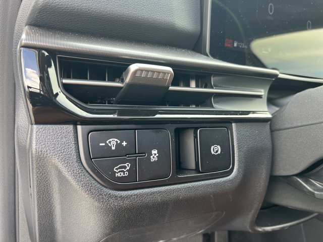 Used 2026 Kia Sportage SX FWD image 33