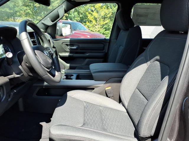 New 2026 RAM 1500 Express AWD/4WD image 14