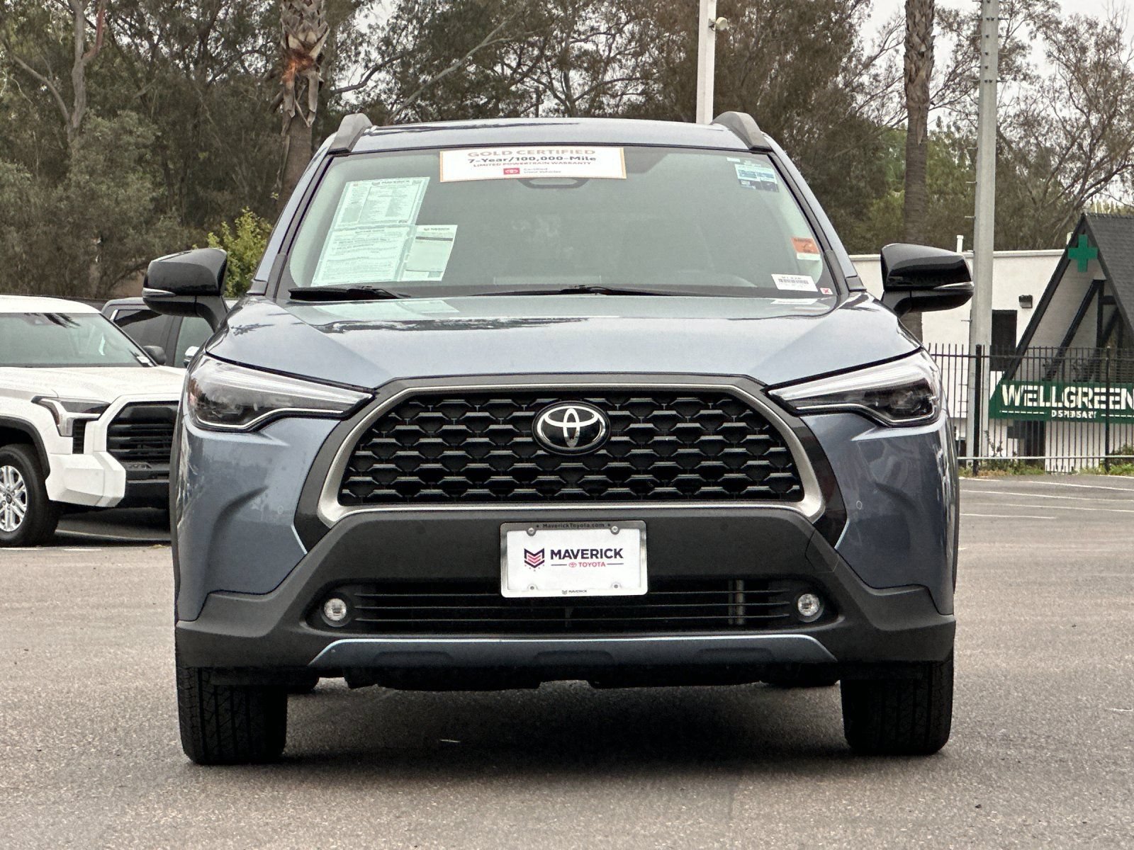 Used 2025 Toyota Corolla Cross XLE FWD image 7