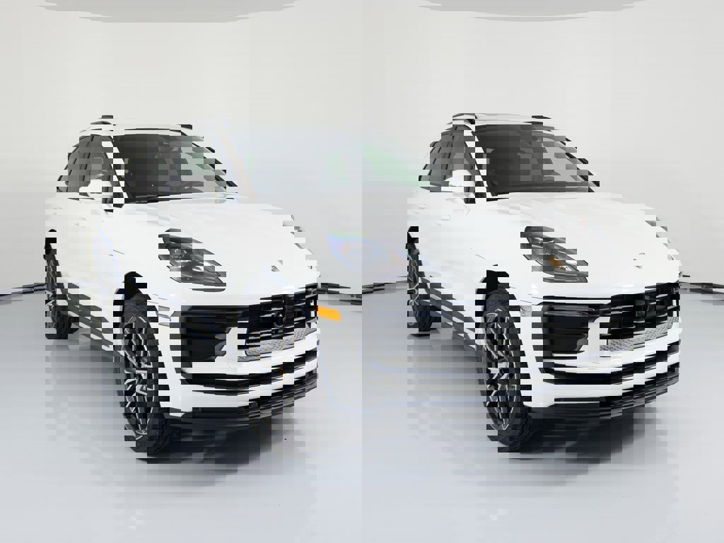 New 2026 Porsche Macan image 12