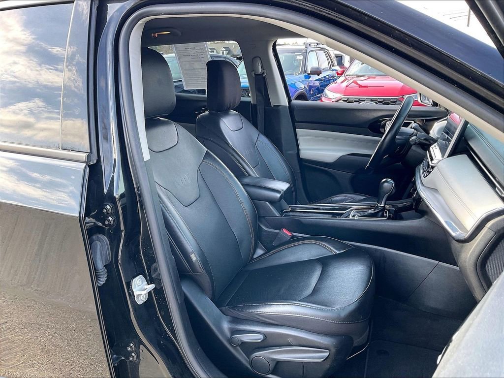 Used 2022 Jeep Compass Limited image 10