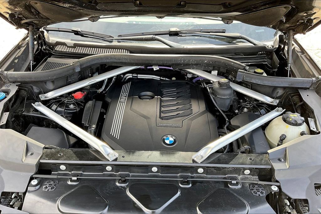 Used 2021 BMW X5 xDrive40i w/ M Sport Package image 30