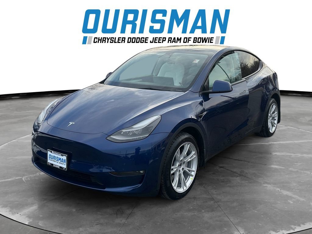 Used 2023 Tesla Model Y Long Range image 2