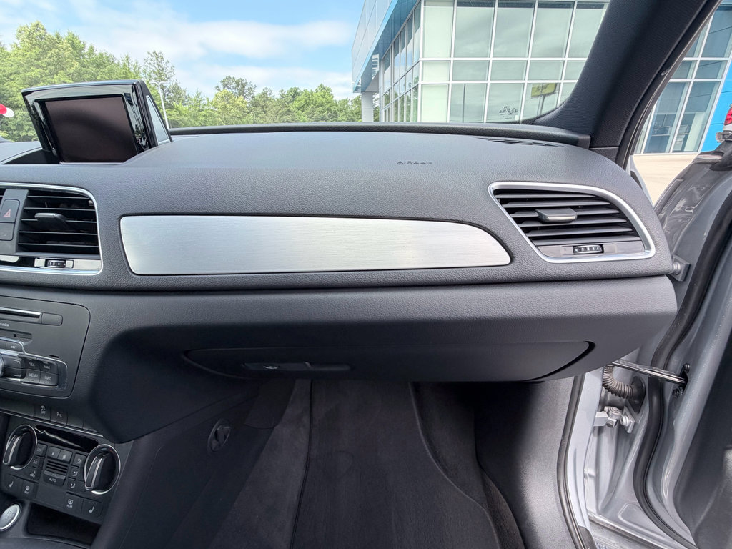 Used 2018 Audi Q3 2.0T Premium FWD image 19
