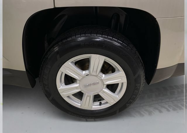 Used 2015 GMC Terrain SLE w/ Convenience Package AWD/4WD image 18