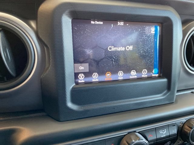 New 2023 Jeep Gladiator Sport AWD/4WD image 18