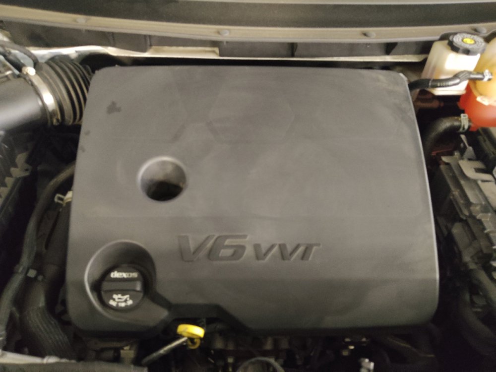 Used 2023 Chevrolet Traverse LT FWD image 30