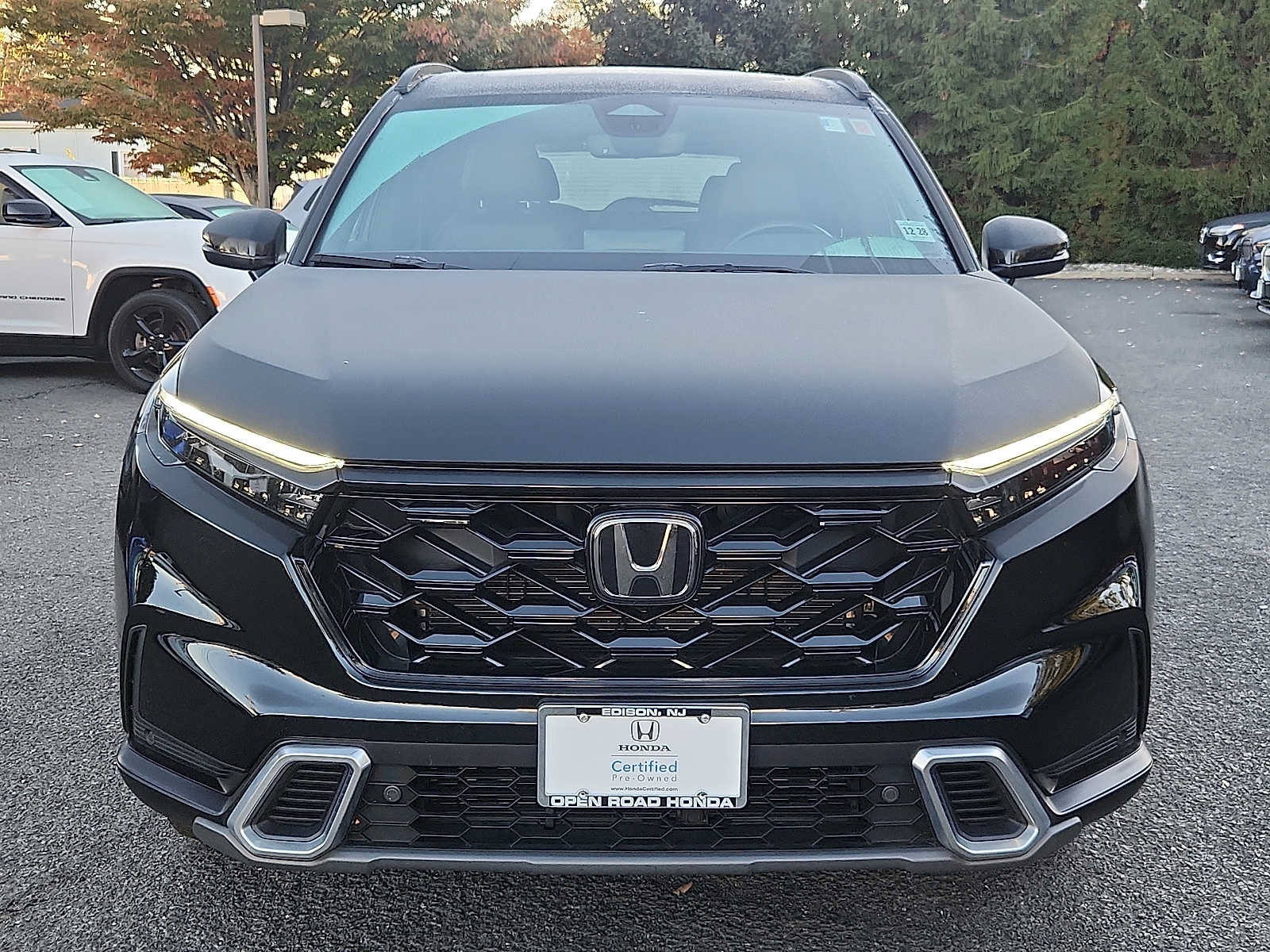 Used 2024 Honda CR-V Sport Touring image 2