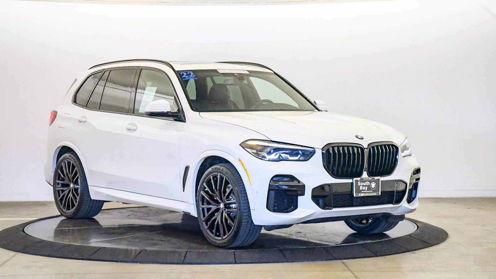 Certified 2022 BMW X5 sDrive40i w/ M Sport Package image 6
