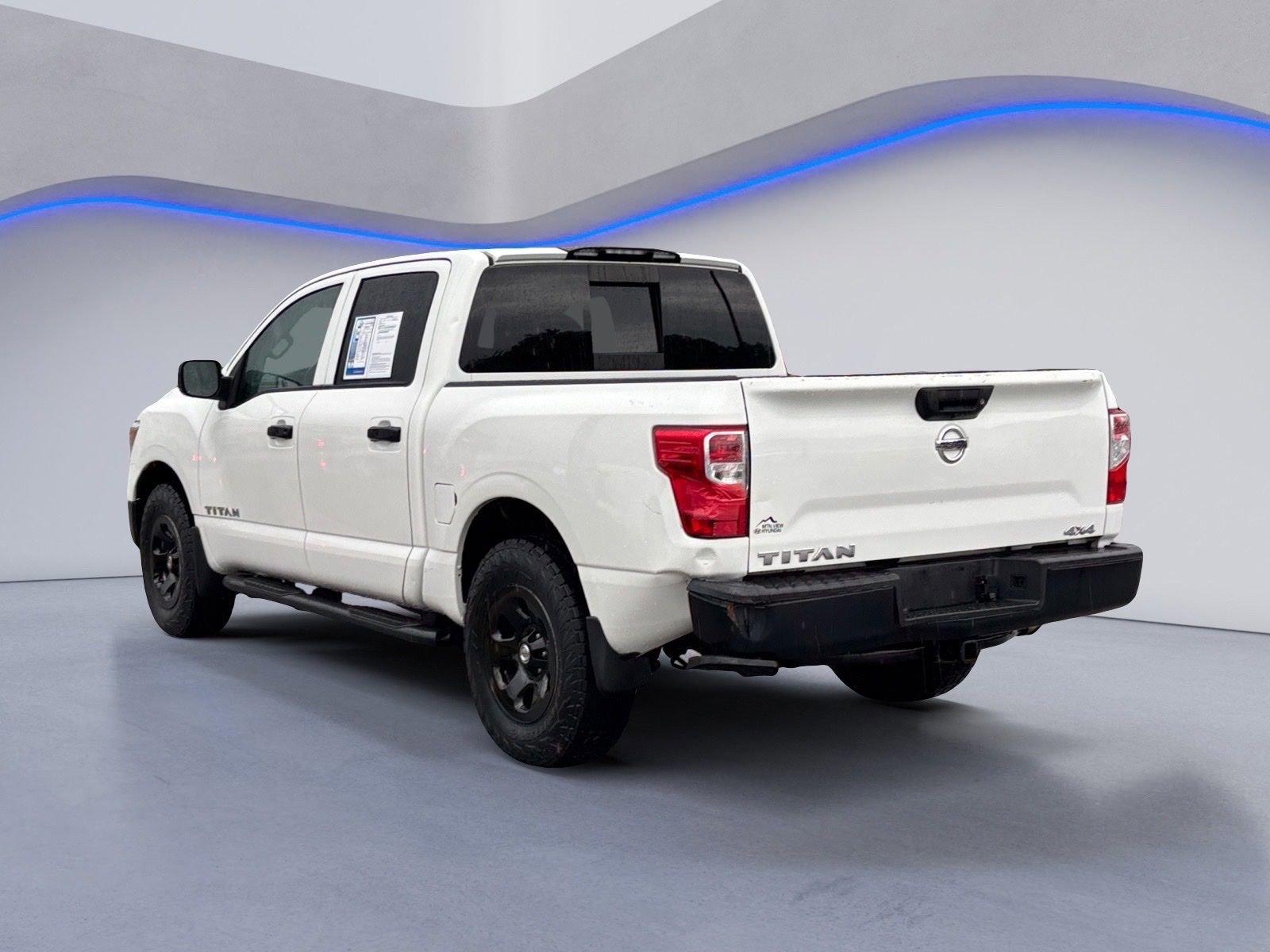 Used 2019 Nissan Titan S AWD/4WD image 7