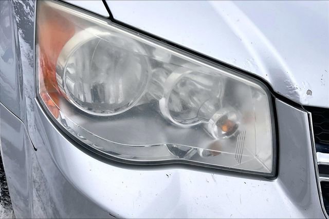 Used 2012 Dodge Grand Caravan SXT image 27