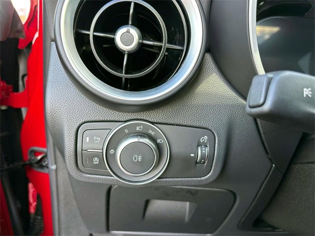 Used 2024 Alfa Romeo Stelvio Veloce image 20