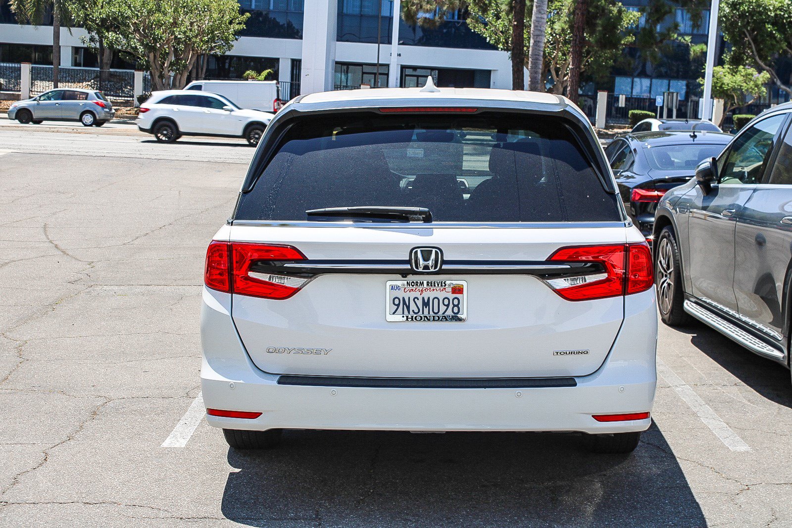 Used 2024 Honda Odyssey Touring image 8