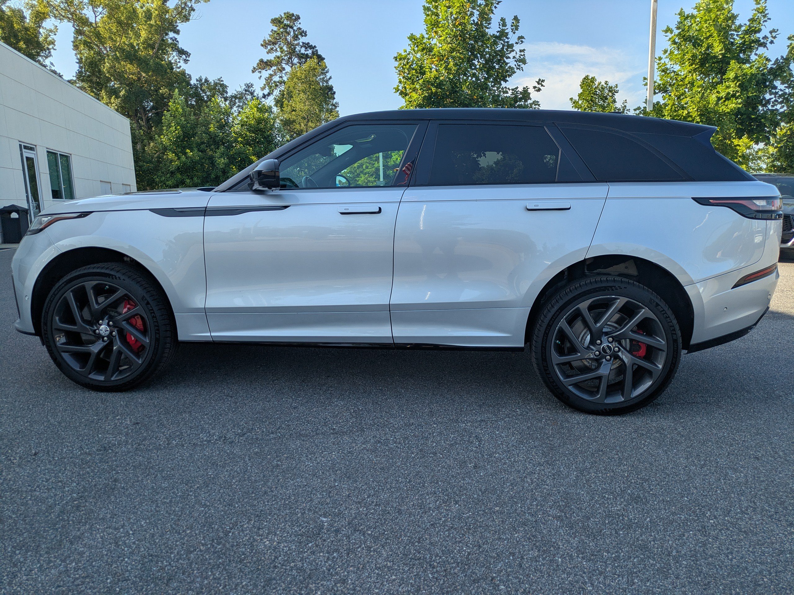 Used 2020 Land Rover Range Rover Velar SV Autobiography Dynamic AWD/4WD image 7