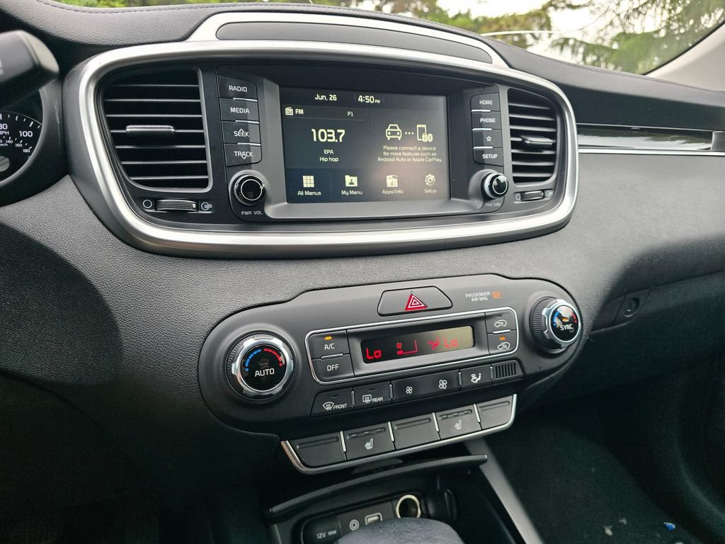 Used 2020 Kia Sorento LX w/ LX I4 Convenience Package FWD image 18