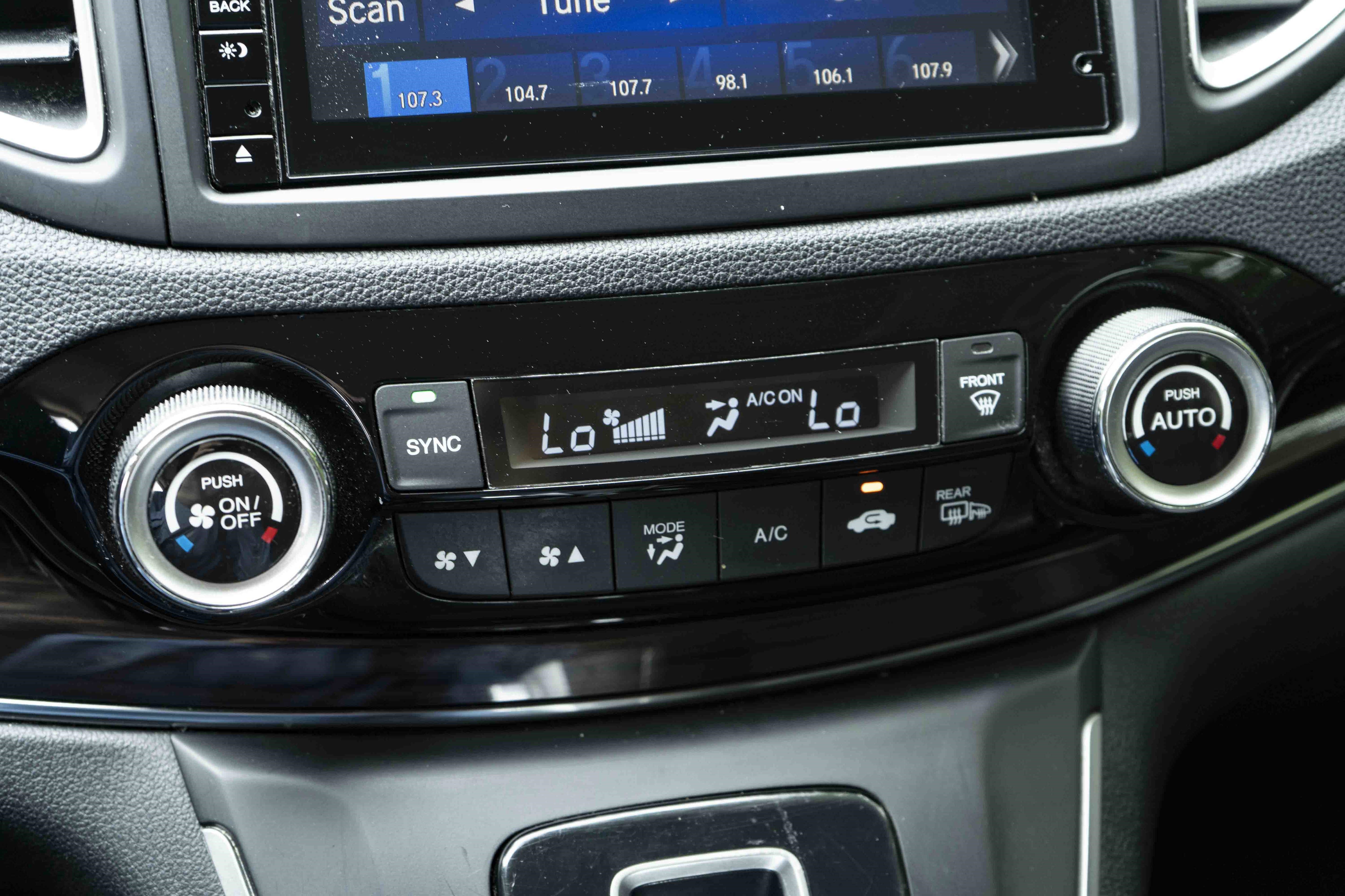 Used 2016 Honda CR-V EX-L image 34