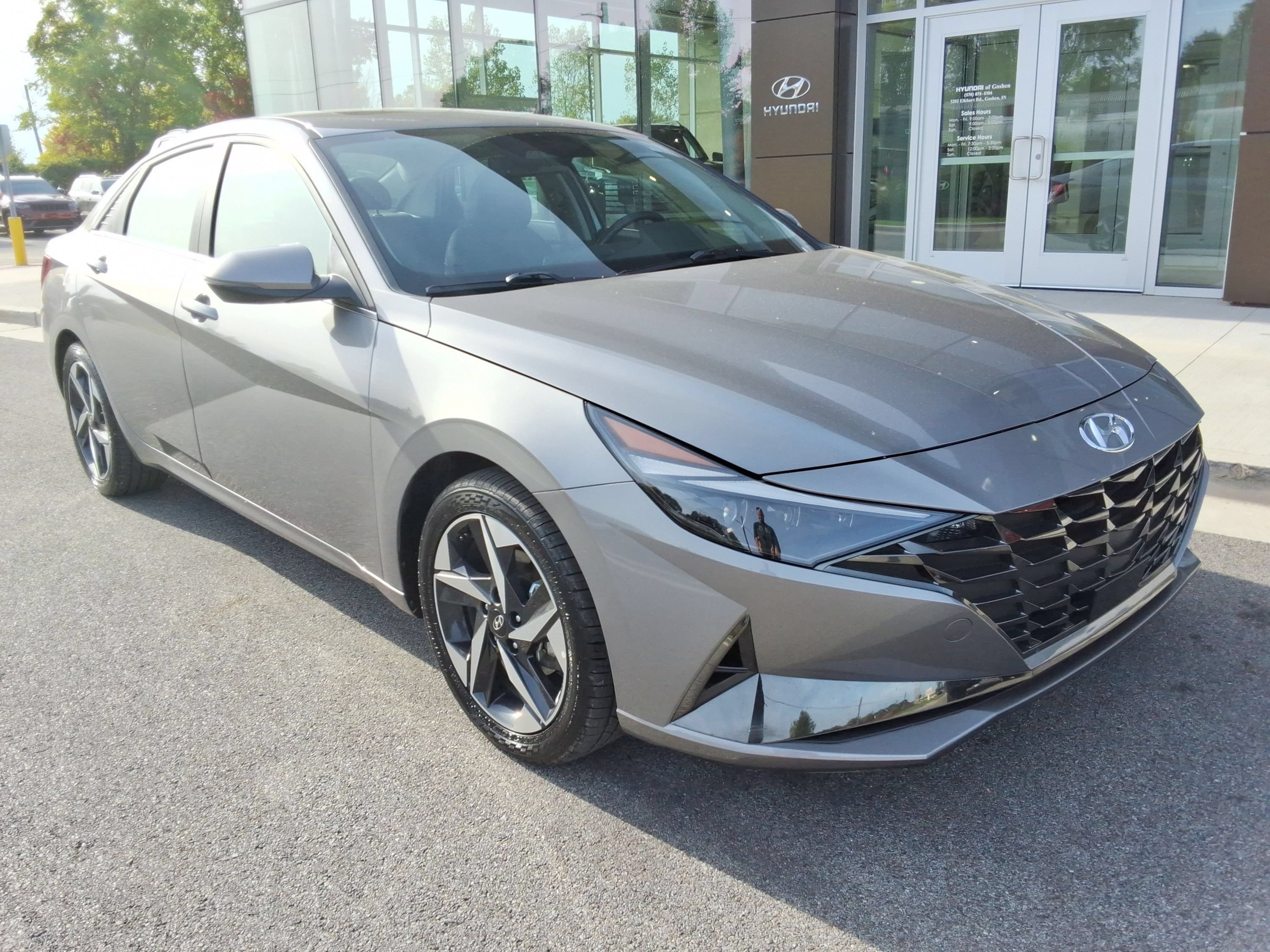 Used 2023 Hyundai Elantra Limited FWD image 17