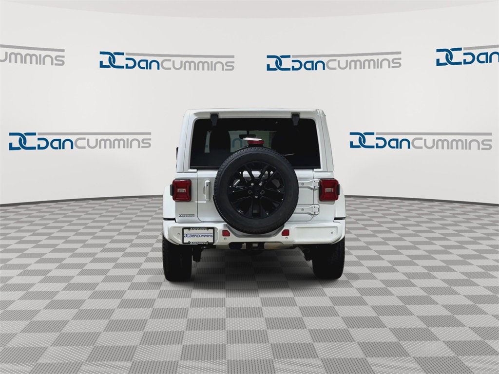 Used 2021 Jeep Wrangler Unlimited Sahara image 7