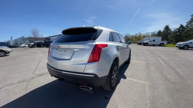 Used 2019 Cadillac XT5 Luxury w/ Trailering Package AWD/4WD image 9