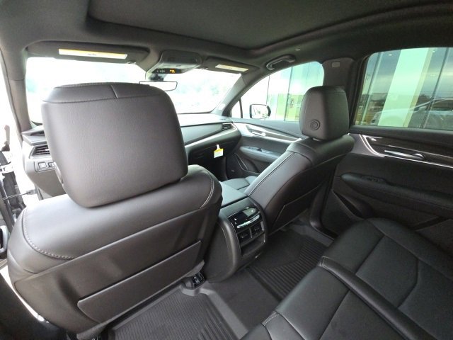 New 2025 Cadillac XT5 Sportv w/ Technology Package image 16