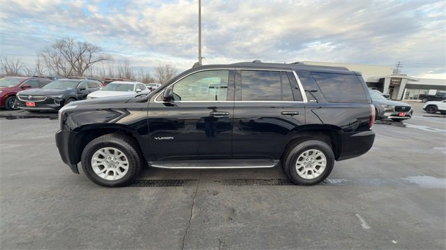 Used 2017 GMC Yukon SLT image 5