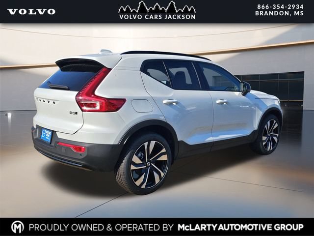 New 2026 Volvo XC40 B5 Ultra w/ Protection Package Premier AWD/4WD image 4