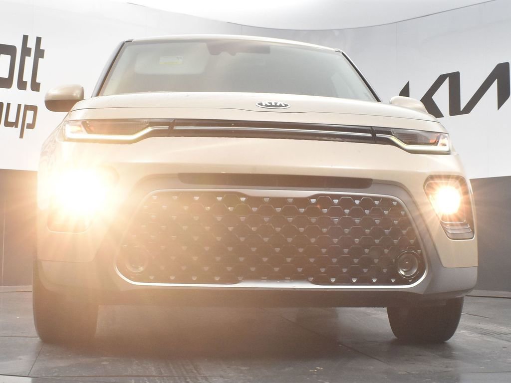 Used 2020 Kia Soul EX image 32