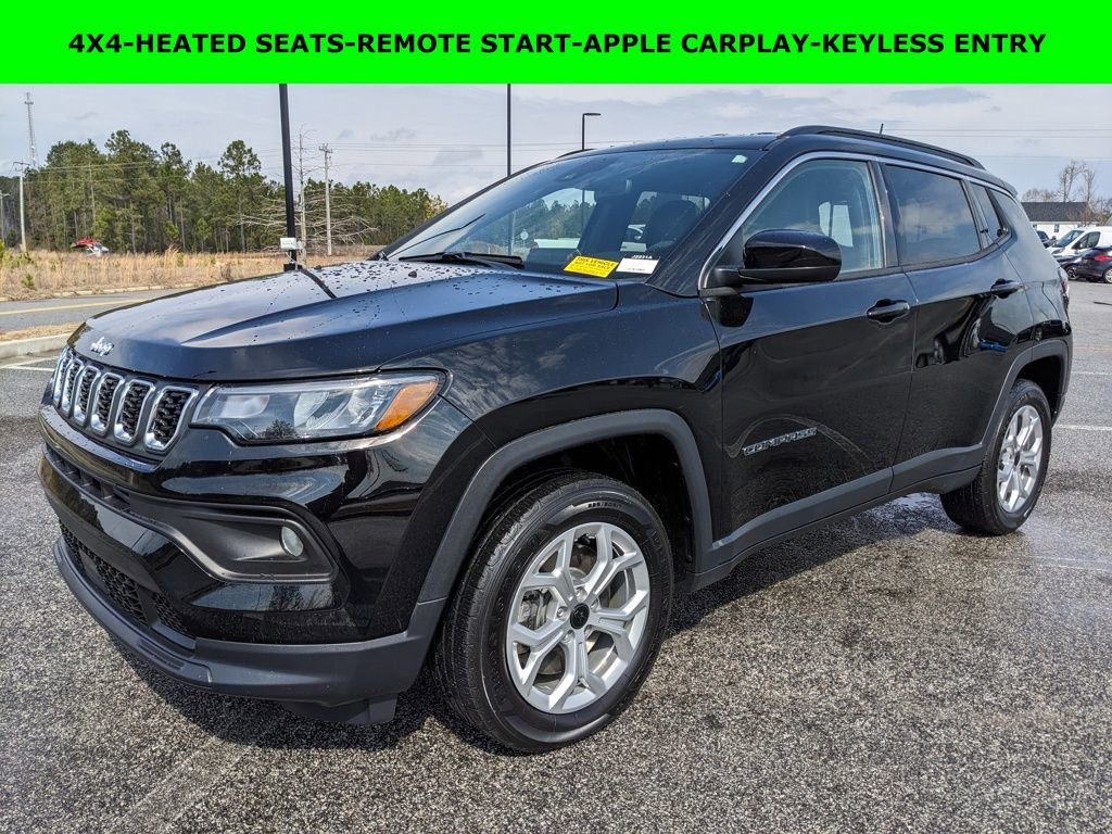 Certified 2025 Jeep Compass Latitude image 1