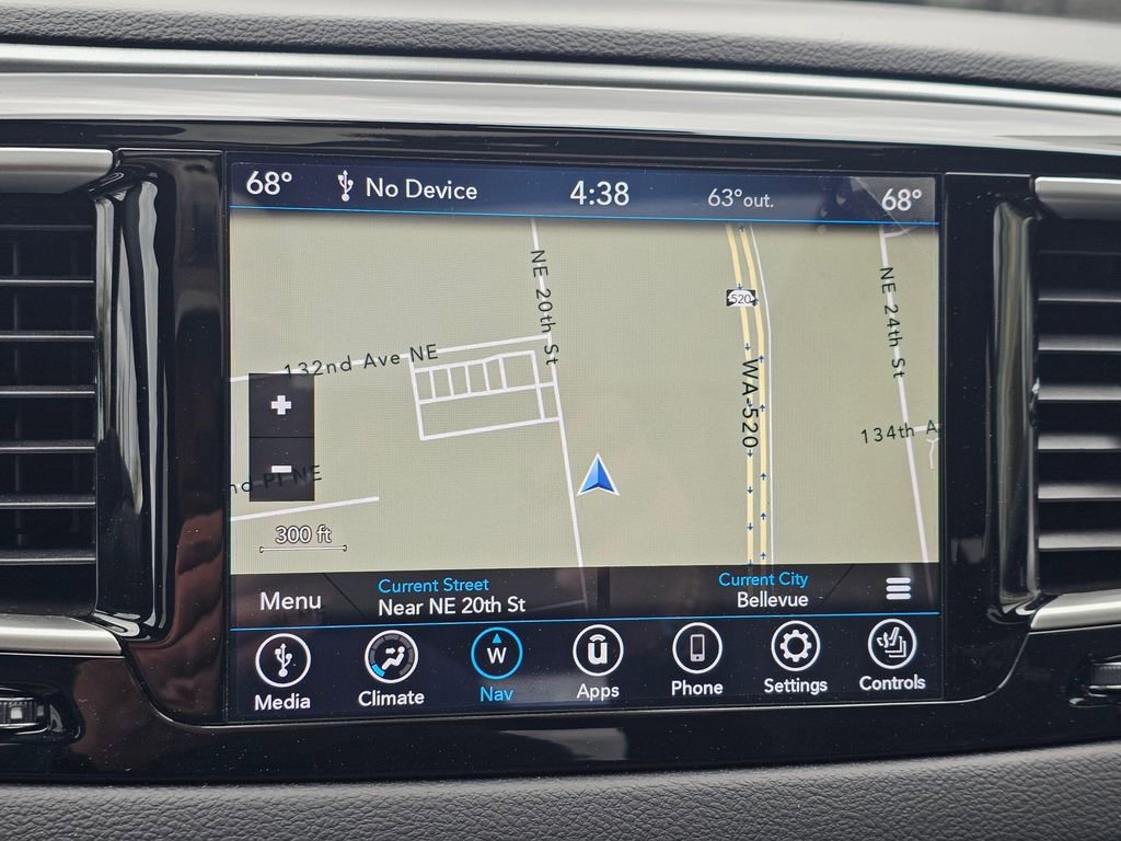 Used 2020 Chrysler Pacifica Touring-L Plus w/ Advanced Safetytec Group image 32