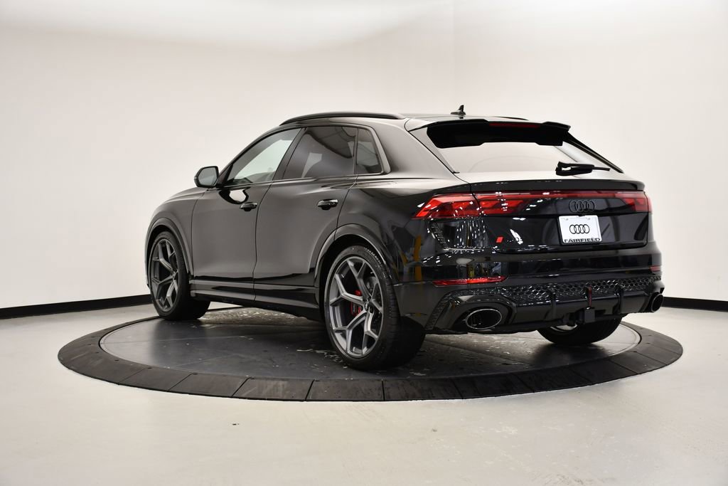 New 2026 Audi RS Q8 performance image 3