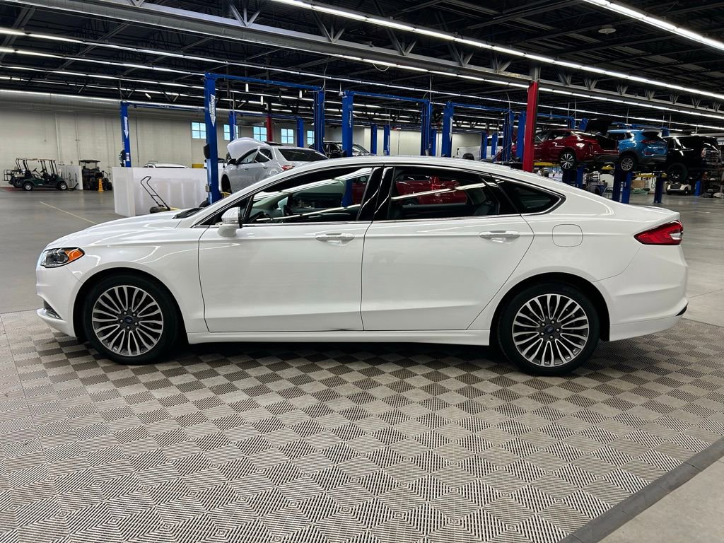 Used 2018 Ford Fusion SE w/ Fusion SE Technology Package image 6