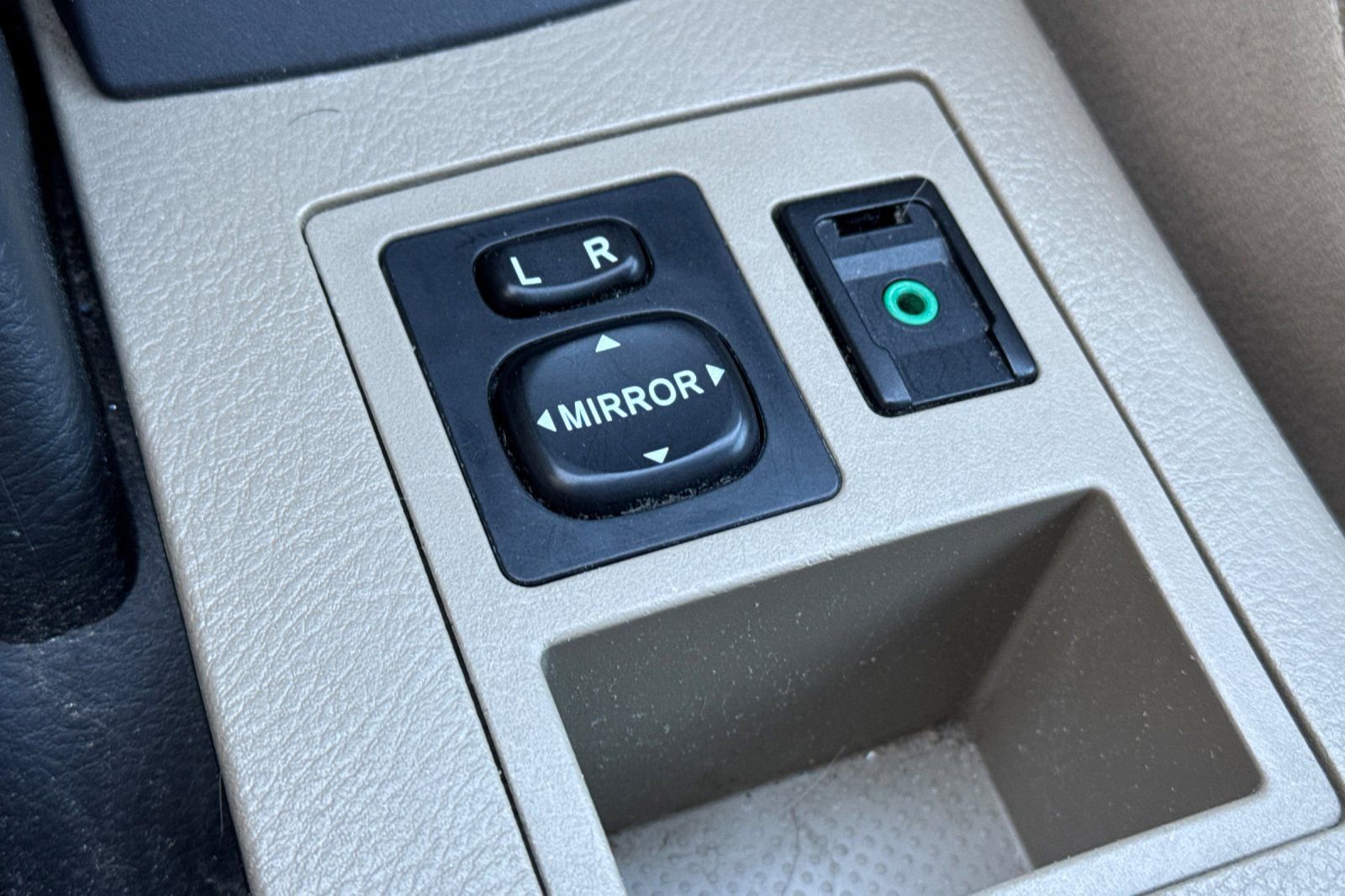 Used 2010 Toyota RAV4 4WD image 31