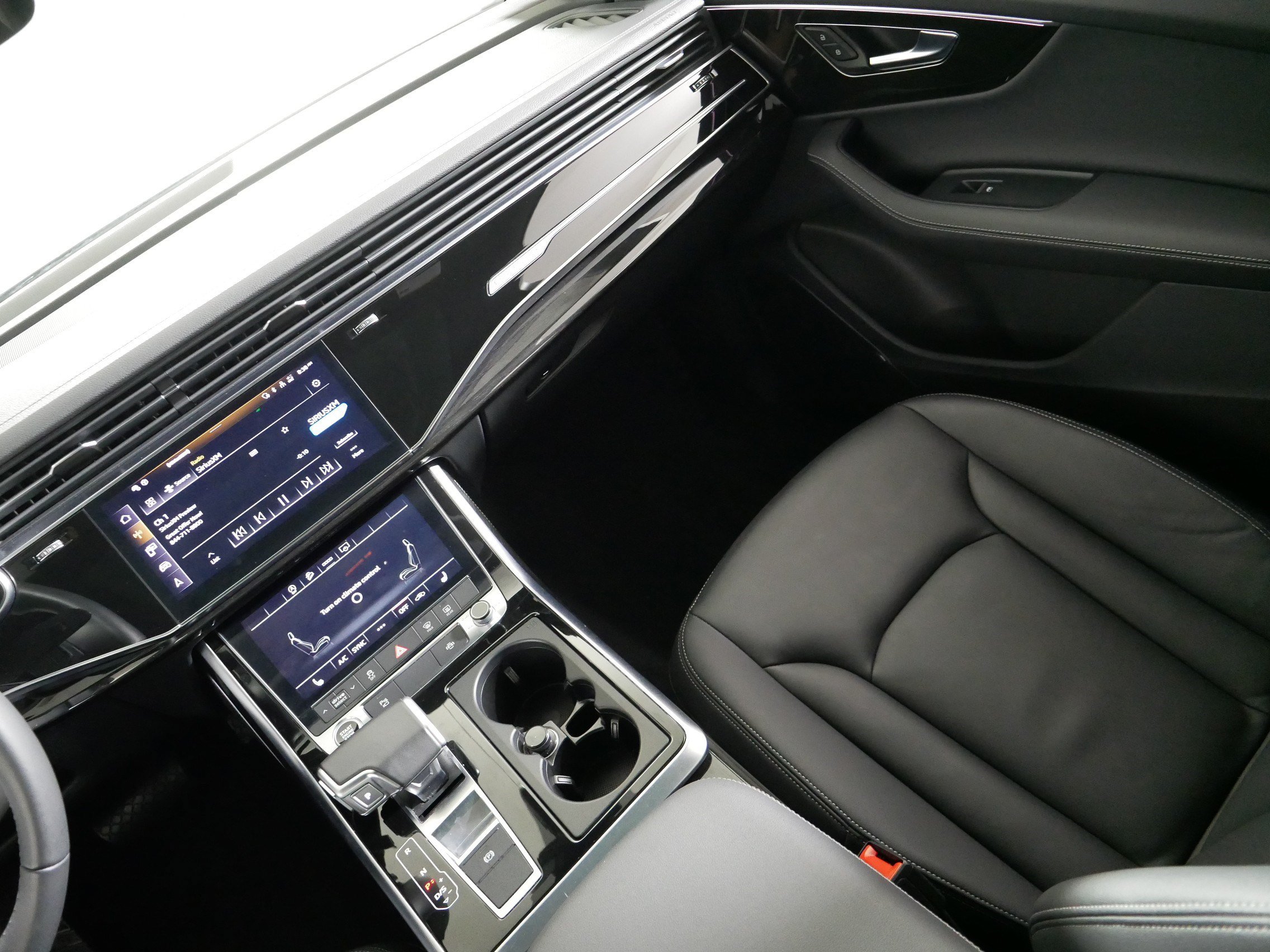 Used 2025 Audi Q7 3.0T Premium Plus AWD/4WD image 11