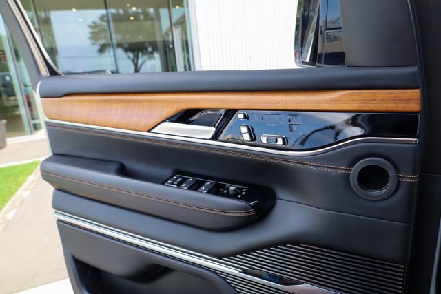 Used 2023 Jeep Grand Wagoneer L Series III w/ Rear Seat Video Group 1 image 20