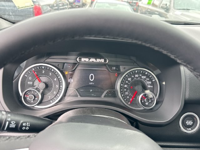 New 2027 RAM 1500 4x4 Crew Cab image 21