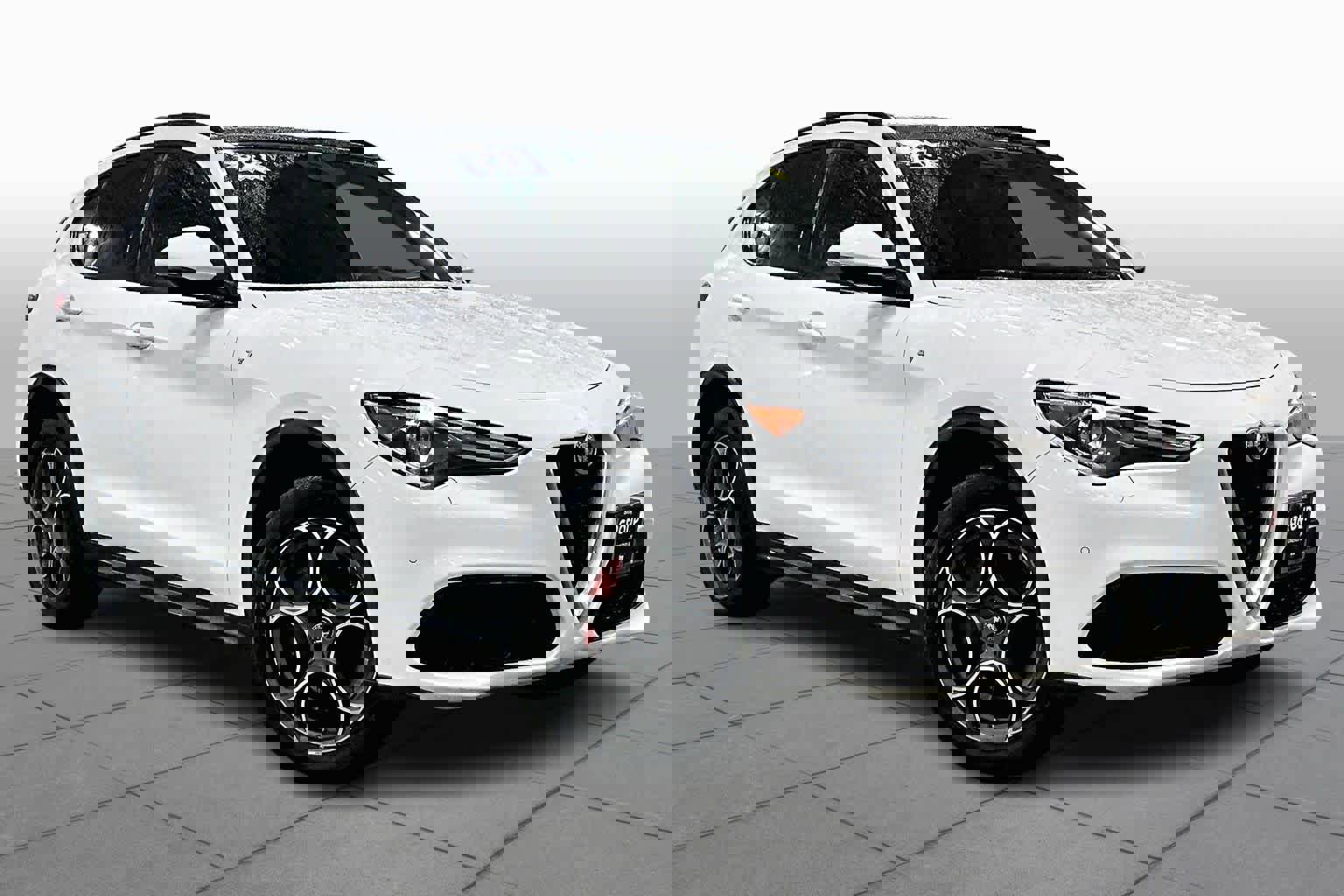 Used 2023 Alfa Romeo Stelvio Ti w/ Active Assist Plus Package image 2