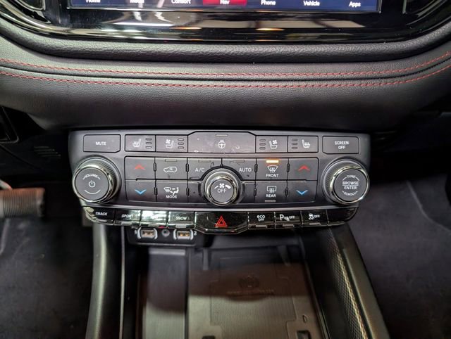 Used 2023 Dodge Durango R/T w/ Tow 'N Go Package image 23