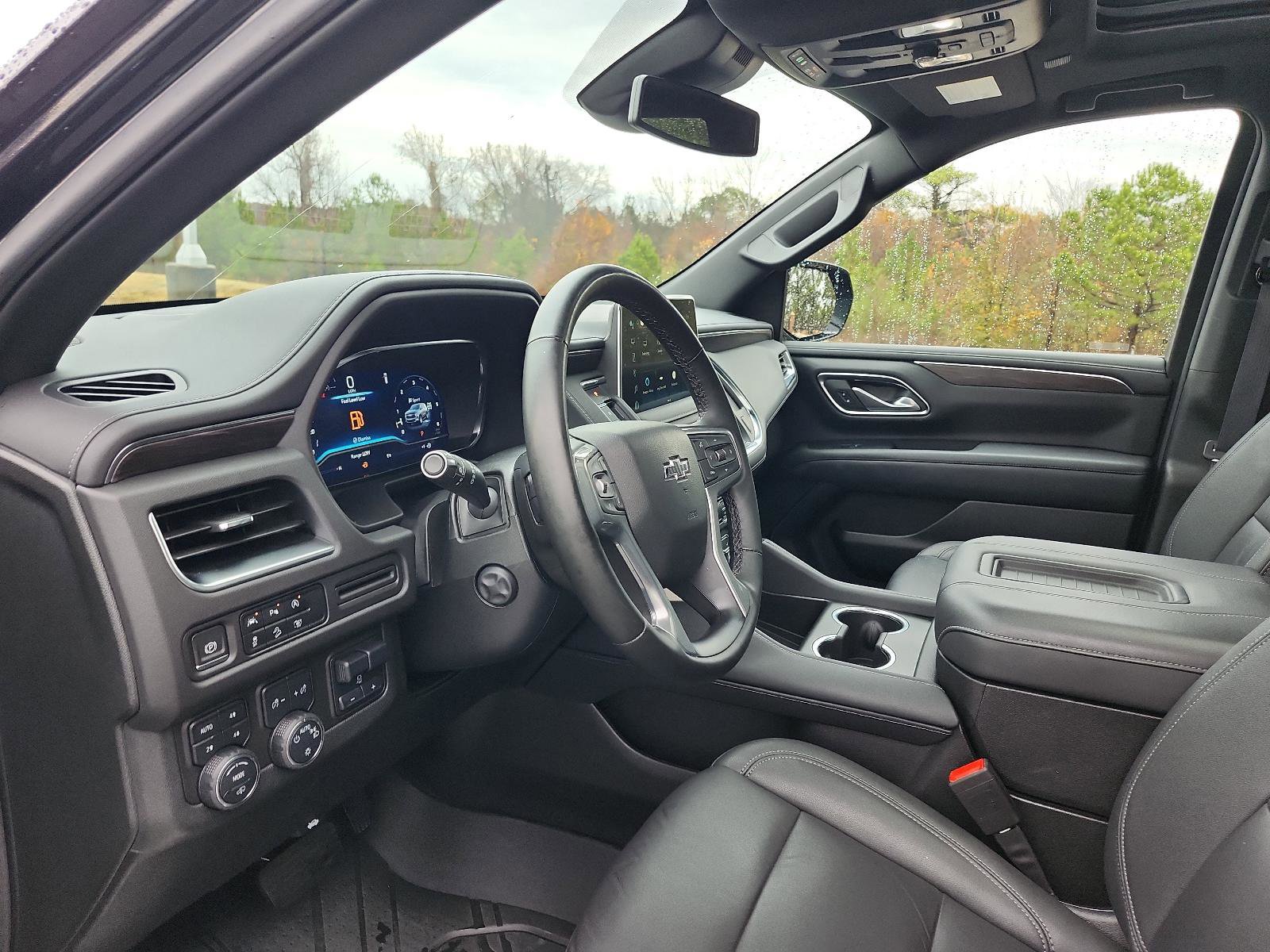 Certified 2024 Chevrolet Suburban Z71 w/ Z71 Off-Road Package image 16