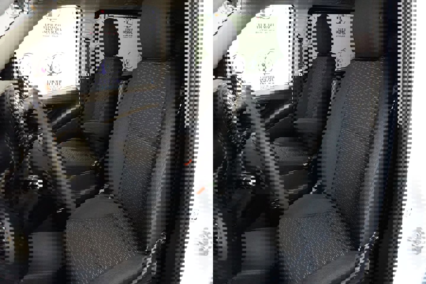 Used 2023 Mercedes-Benz Metris Passenger image 9