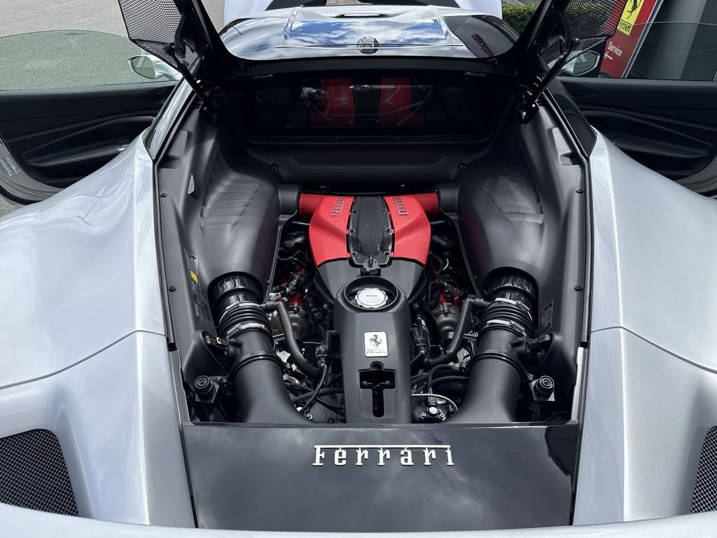 Certified 2022 Ferrari F8 Tributo RWD image 24