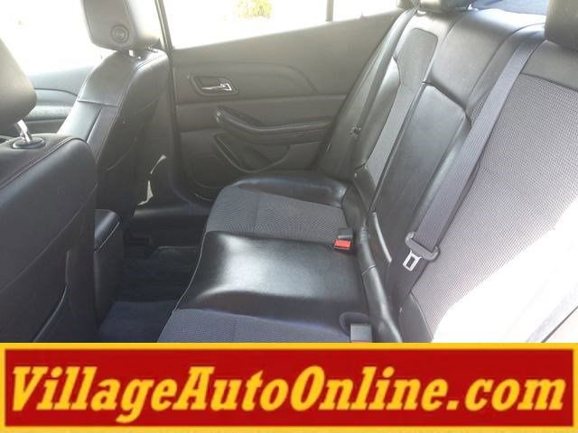 Used 2015 Chevrolet Malibu LT w/ Power Convenience Package FWD image 28