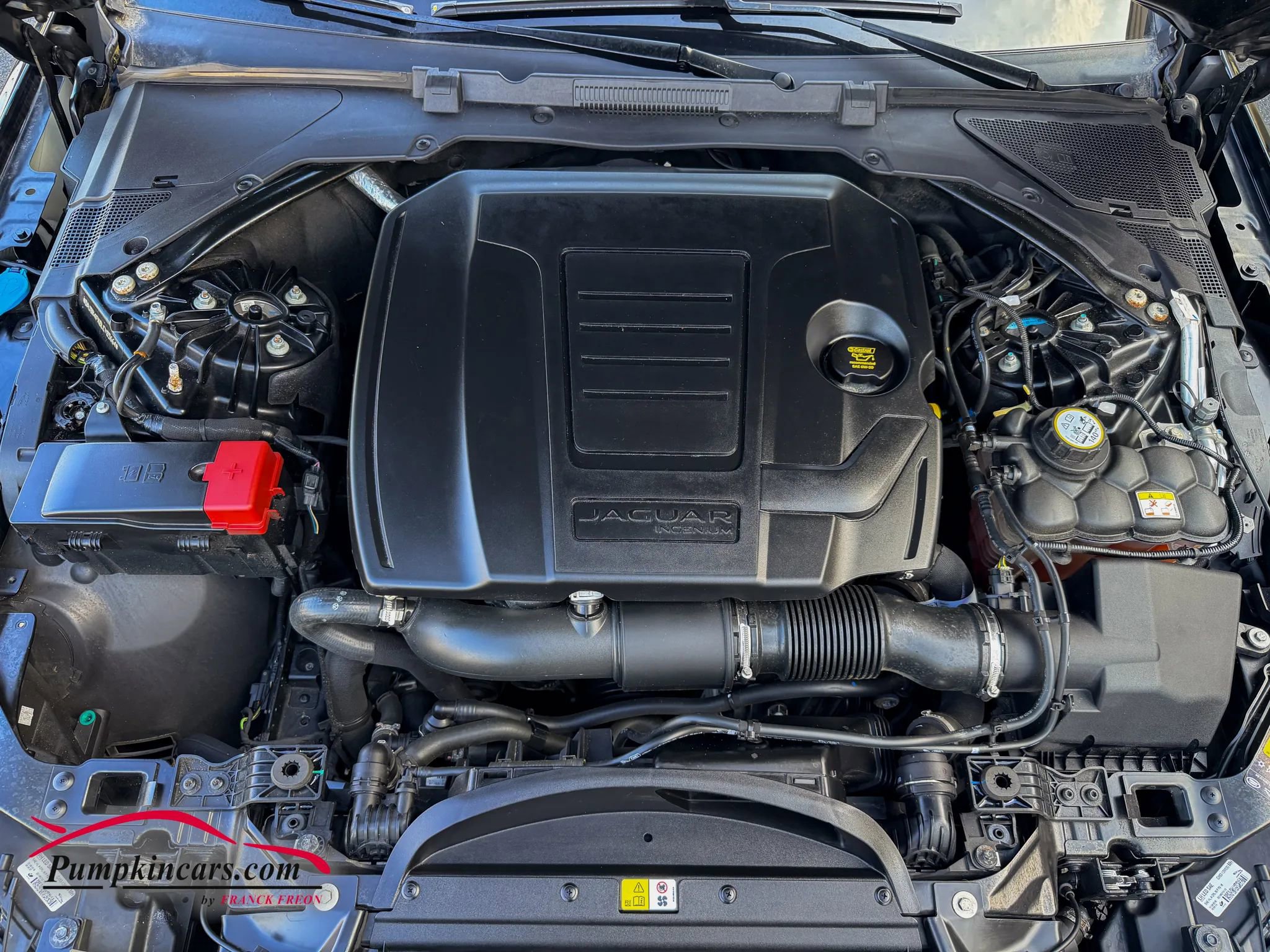 Used 2020 Jaguar XF Prestige image 9