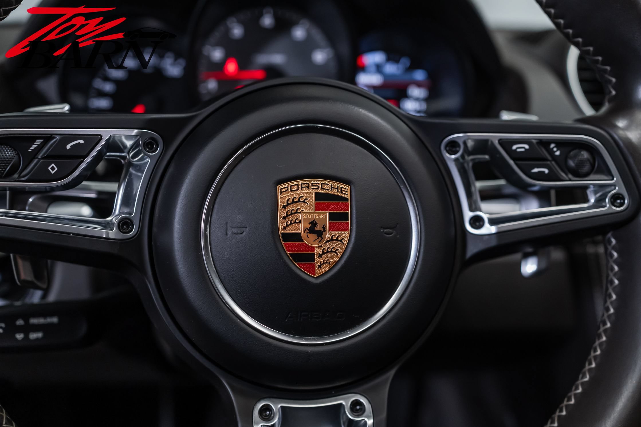 Used 2019 Porsche 718 Boxster S RWD image 37