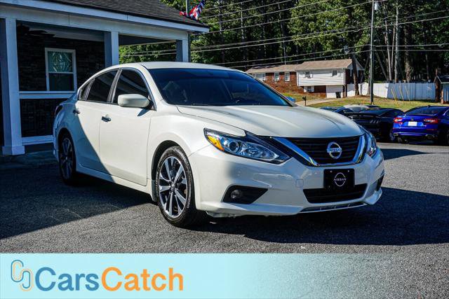 Used 2017 Nissan Altima 2.5 SR FWD image 9
