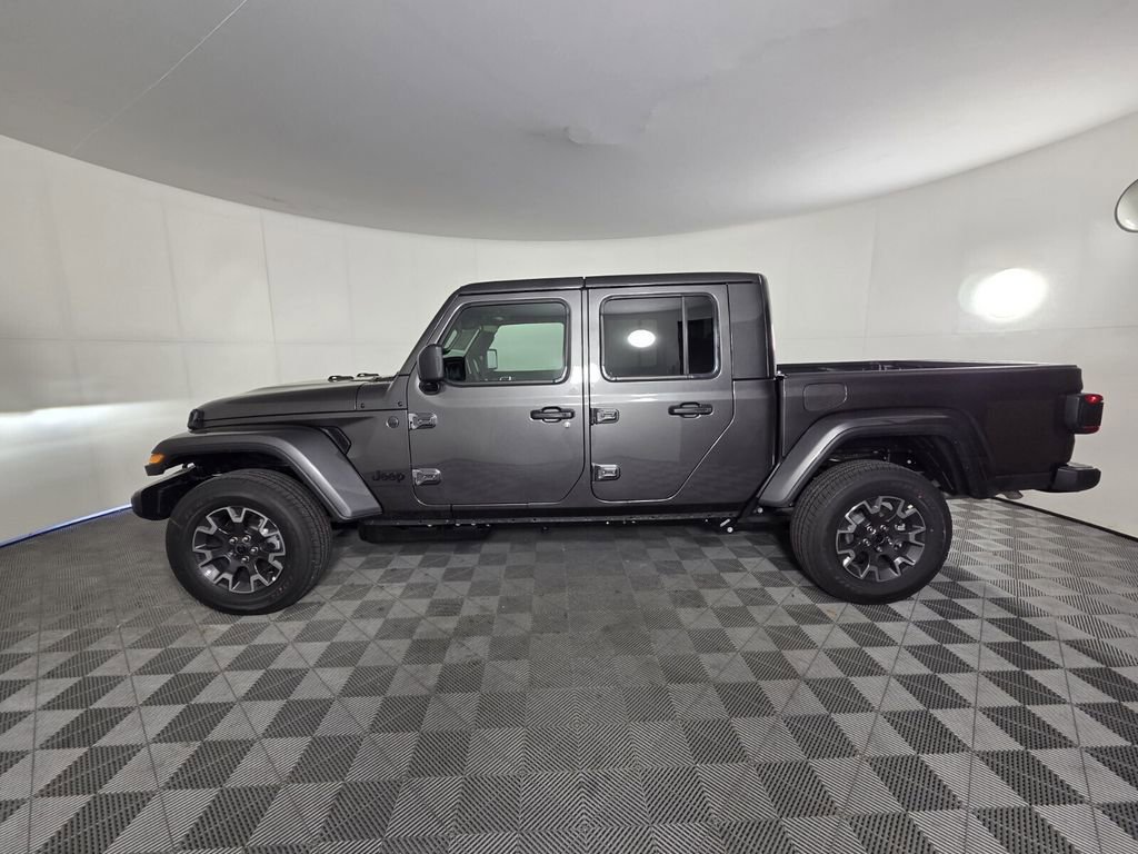New 2026 Jeep Gladiator Sport AWD/4WD image 6