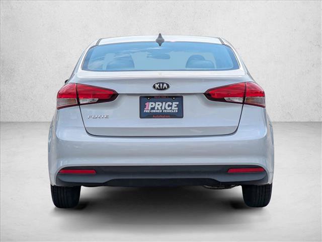 Used 2018 Kia Forte LX FWD image 7