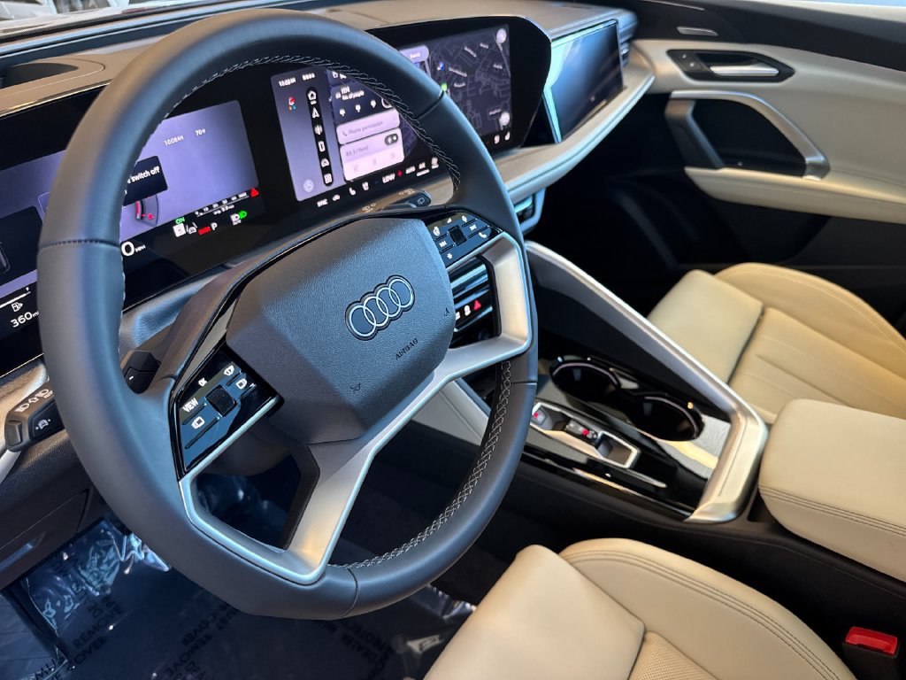 Used 2026 Audi Q5 Premium Plus w/ Premium Plus AWD/4WD image 11