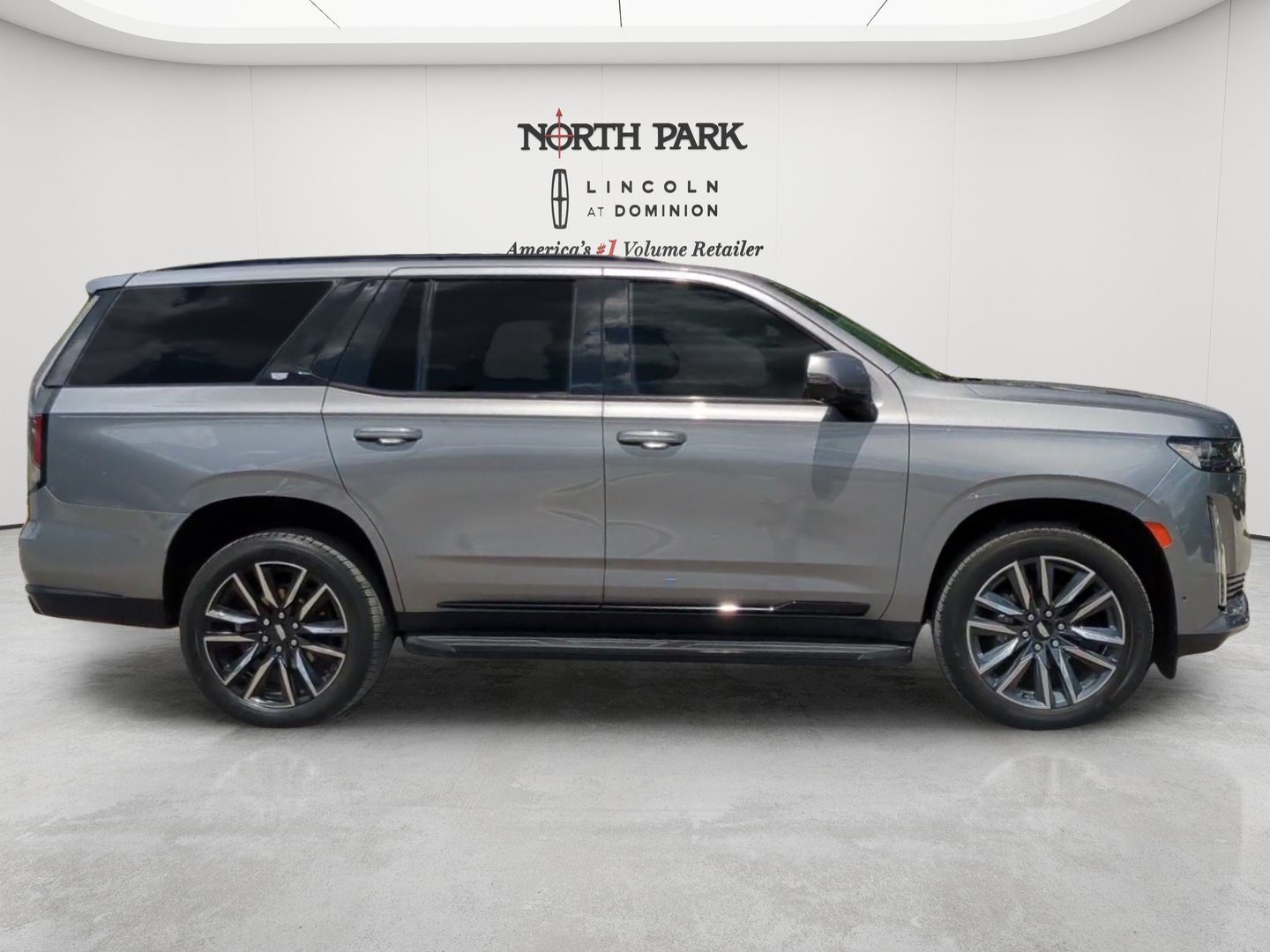 Used 2021 Cadillac Escalade Sport RWD image 6