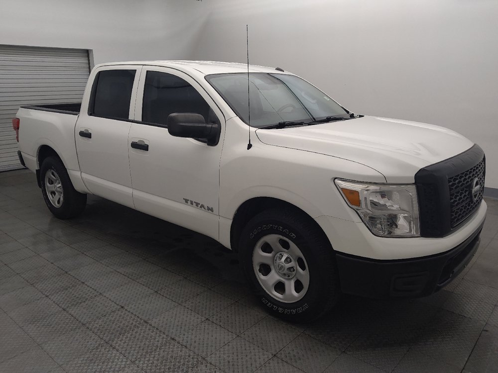 Used 2019 Nissan Titan S AWD/4WD image 11