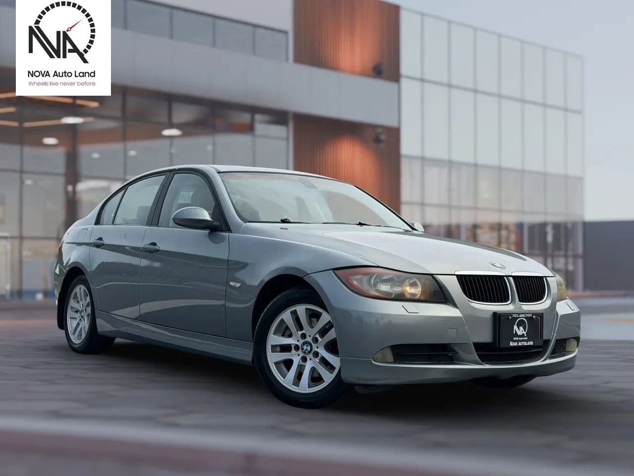 Used 2007 BMW 328xi Sedan AWD/4WD image 4